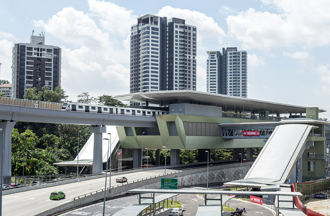 MRT Last Train - Sungai Buloh Kajang Line - Dennis G. Zill